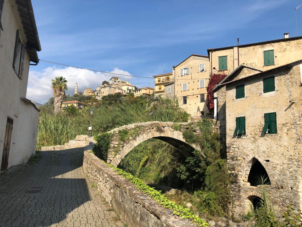 Affitta camere Da Lalla Dolcedo Esterno foto