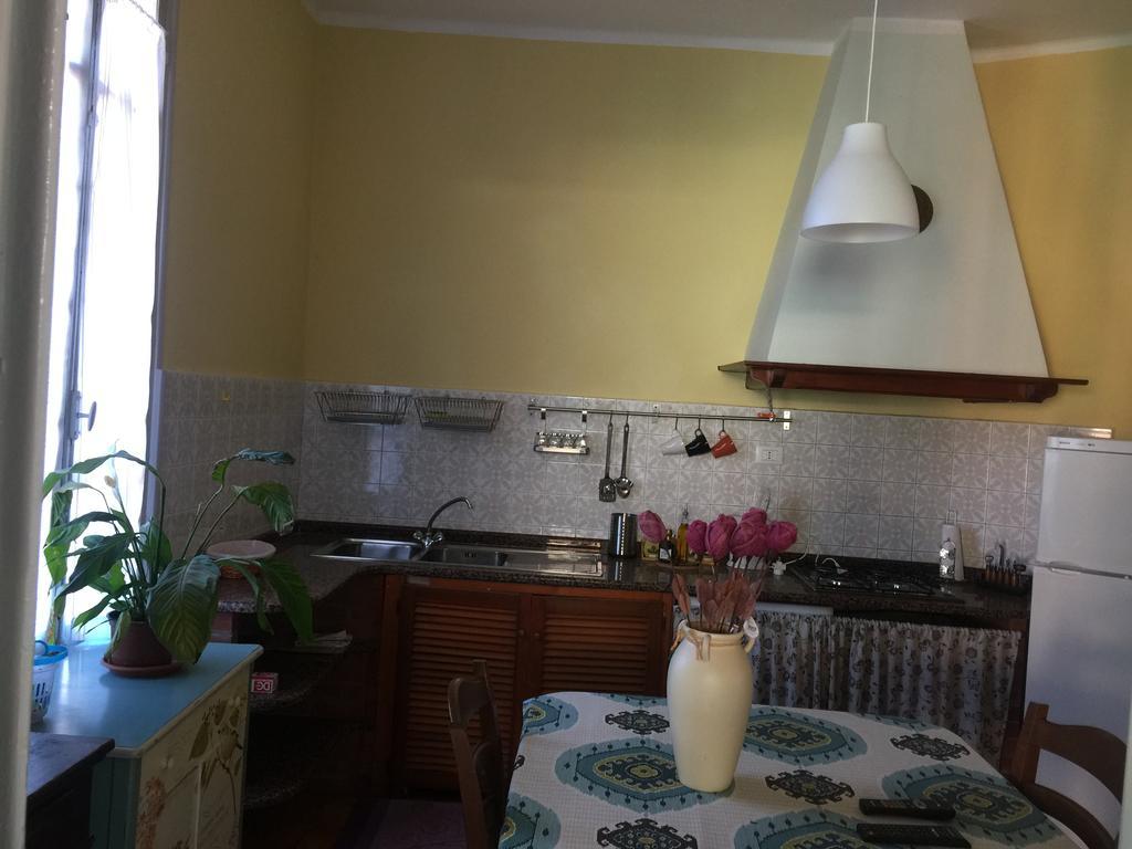 Affitta camere Da Lalla Dolcedo Esterno foto