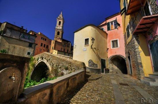 Affitta camere Da Lalla Dolcedo Esterno foto